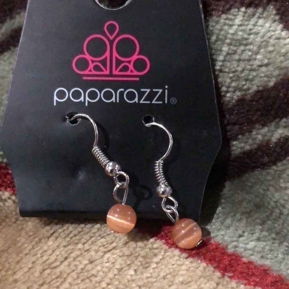 Paparazzi round earrings new with tags